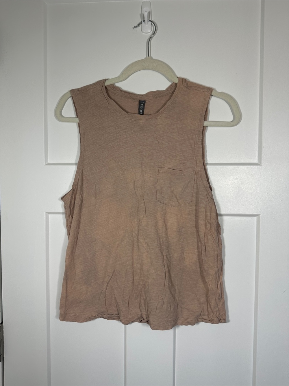 Vuori Neutral Taupe pink Muscle Tank